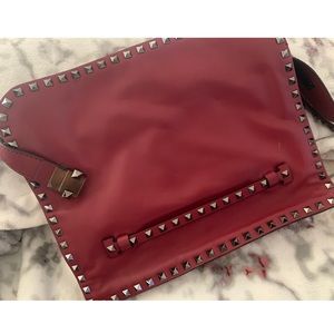 Valentino Garavani clutch bag(FINAL OFFER)